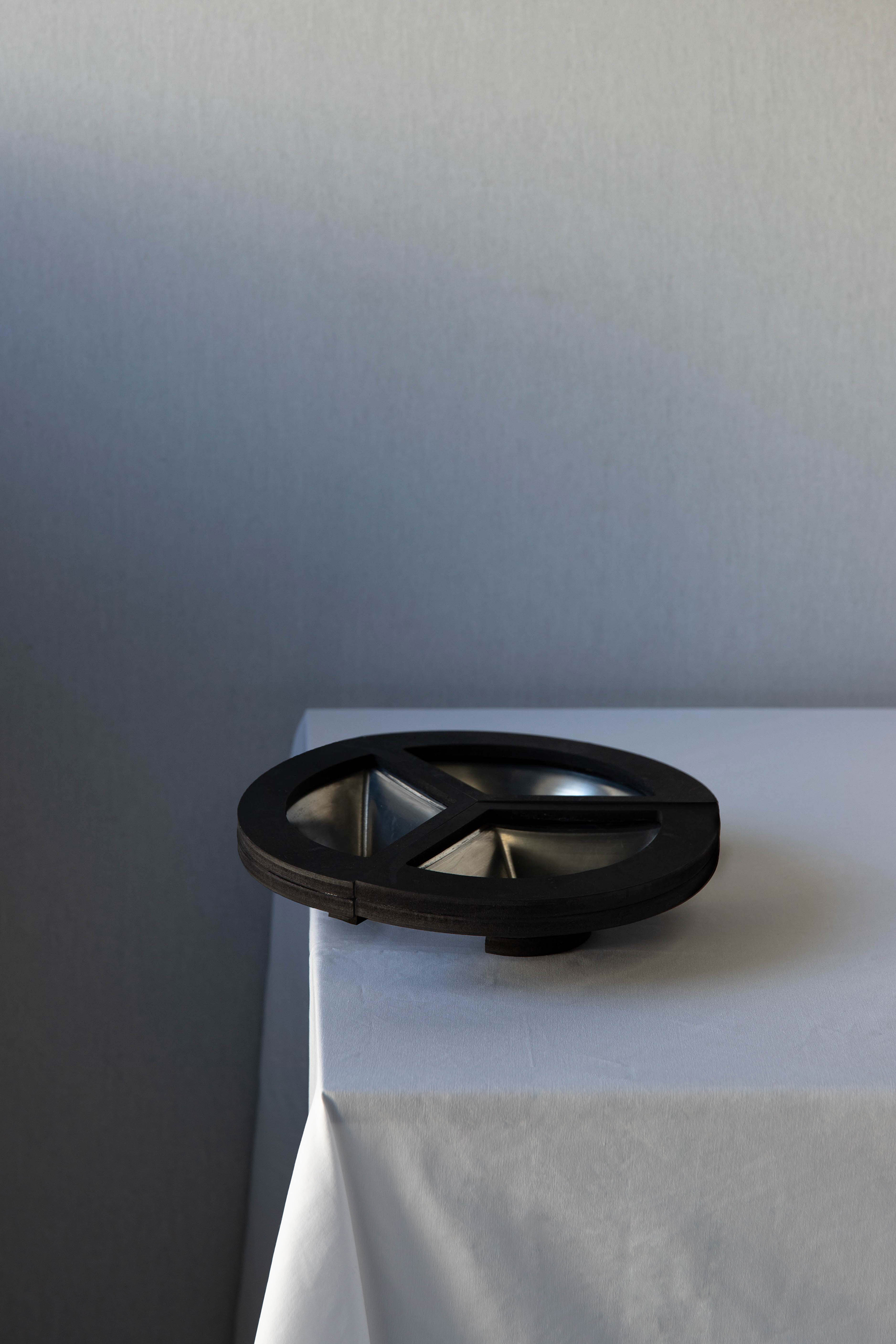 Projekt: Naczynie „Kumi” | Zespół projektowy: Oliwia Kaczmarek i Oleksandra Milishchuk | Fot. School of Form