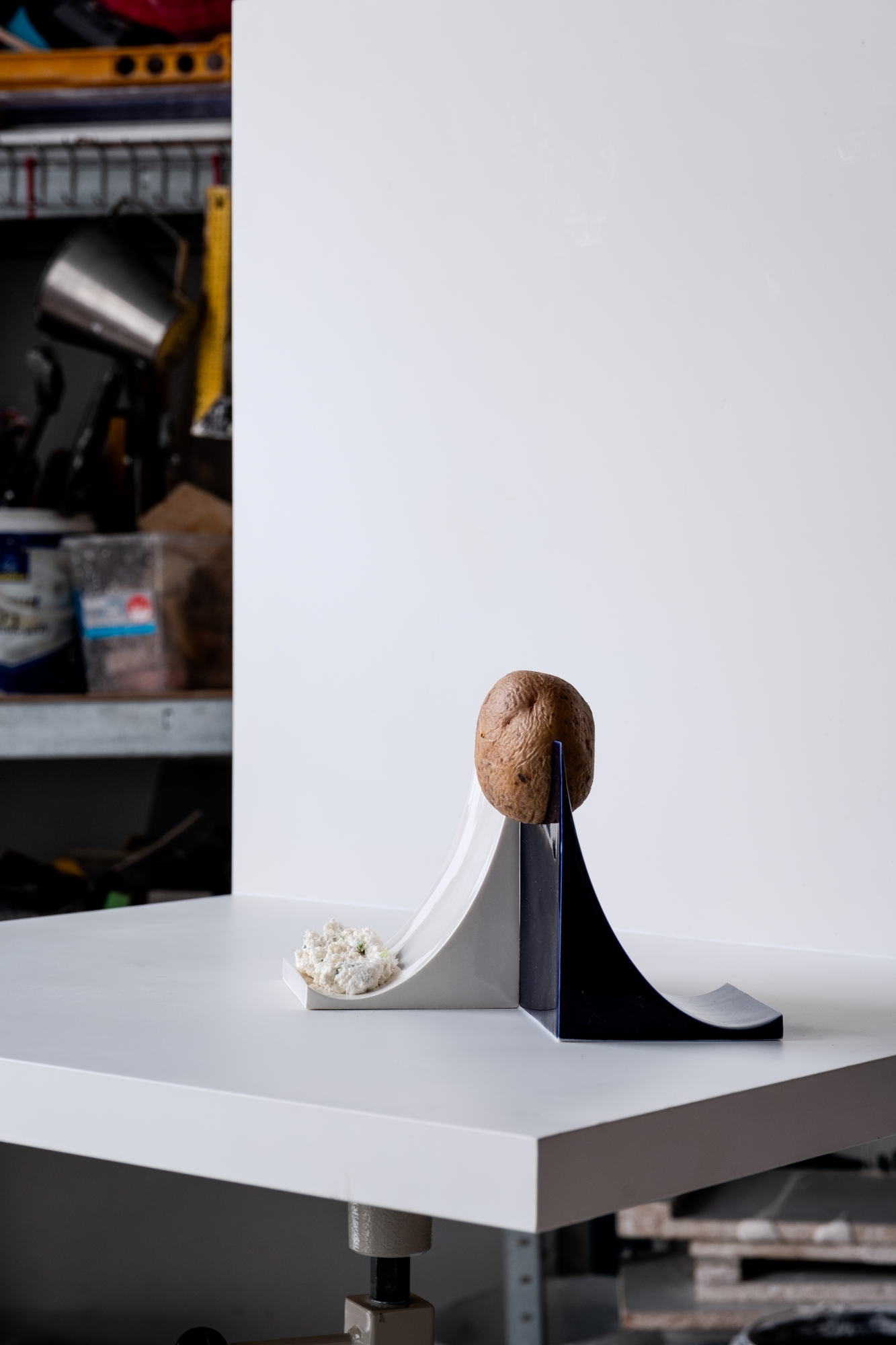Dish designed by Anton Kostromtsov, a student at the School of Form
