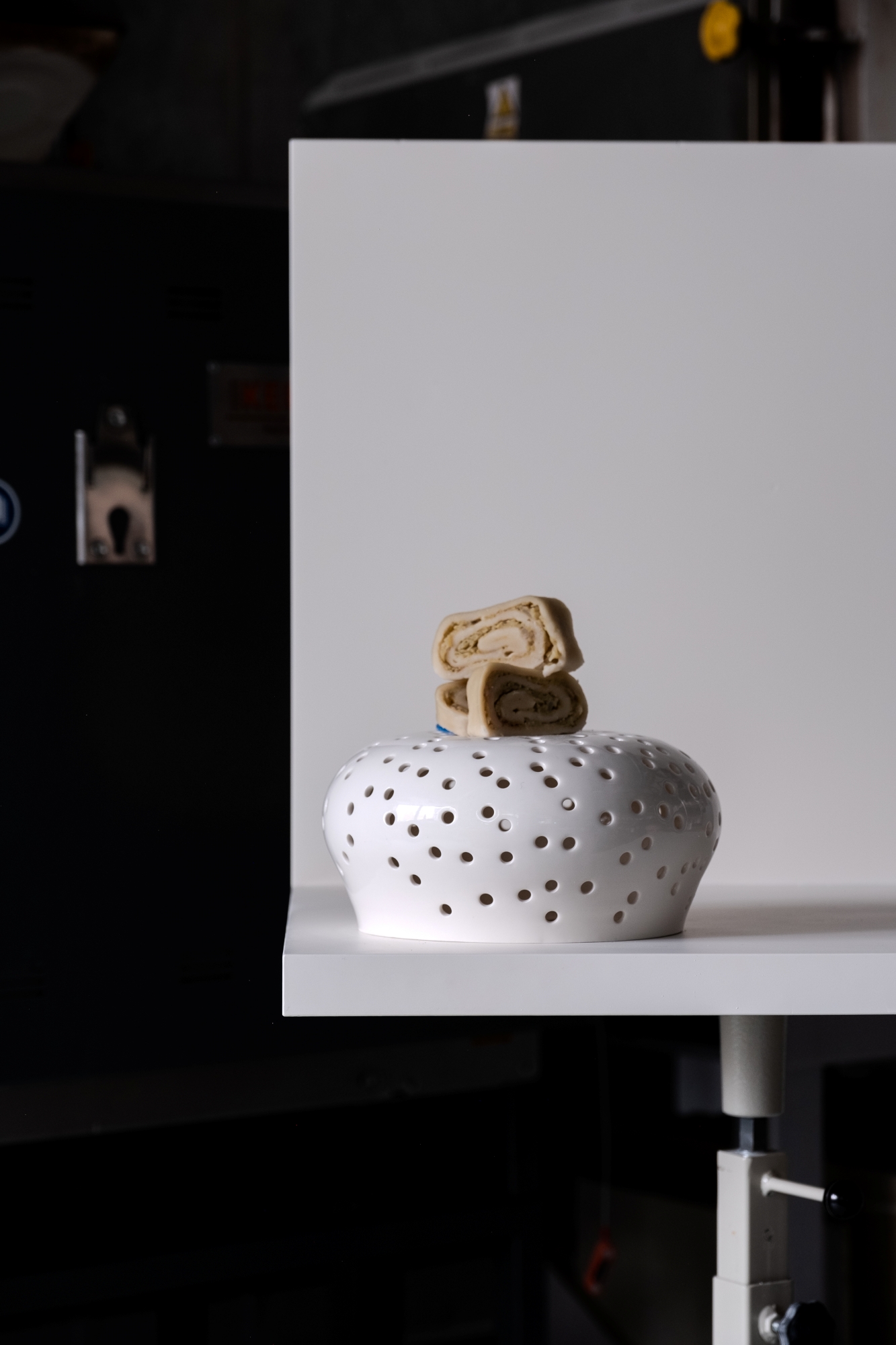Dish designed by Ignacy Malinowski, a student at the School of Form